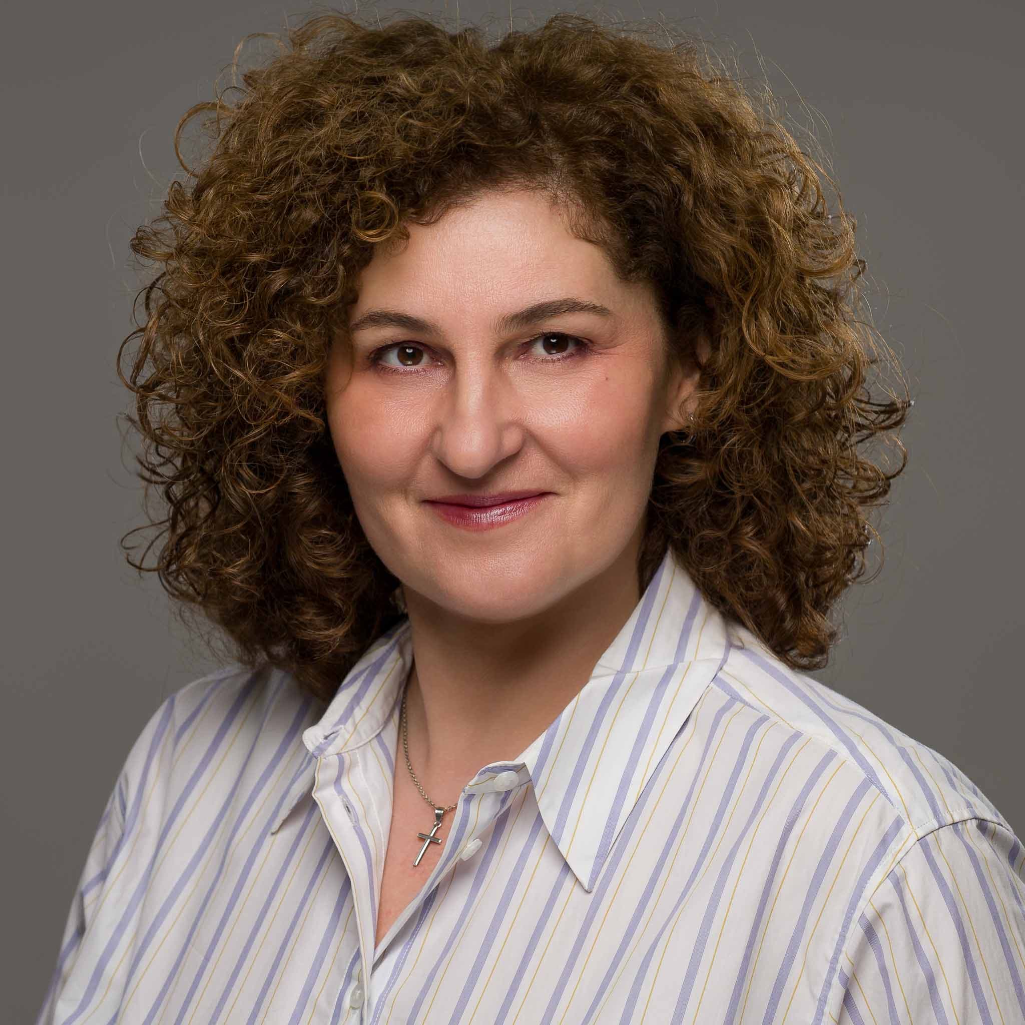 Anna Damian